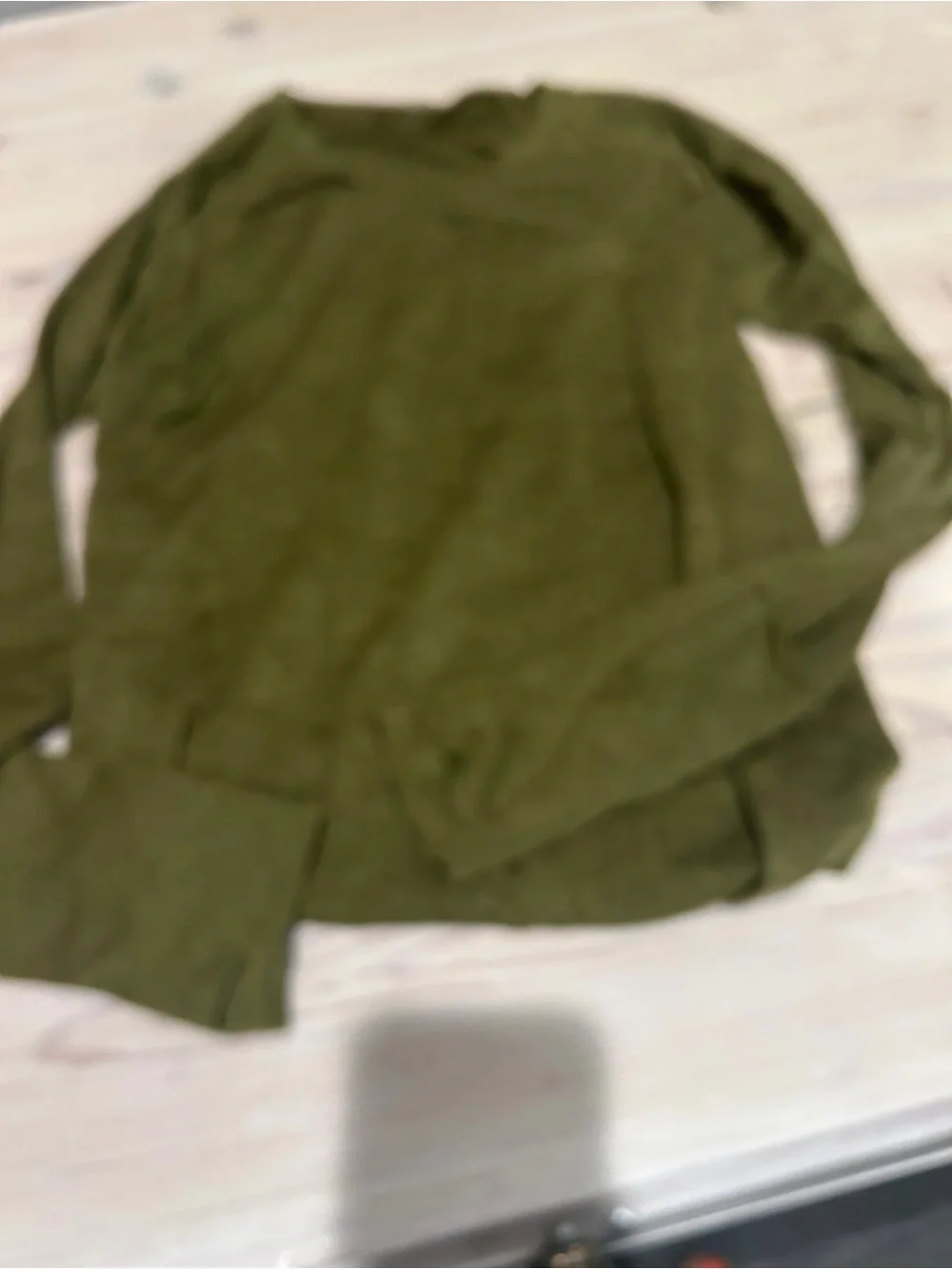 Lululemon swiftly tech long sleeve size 8
